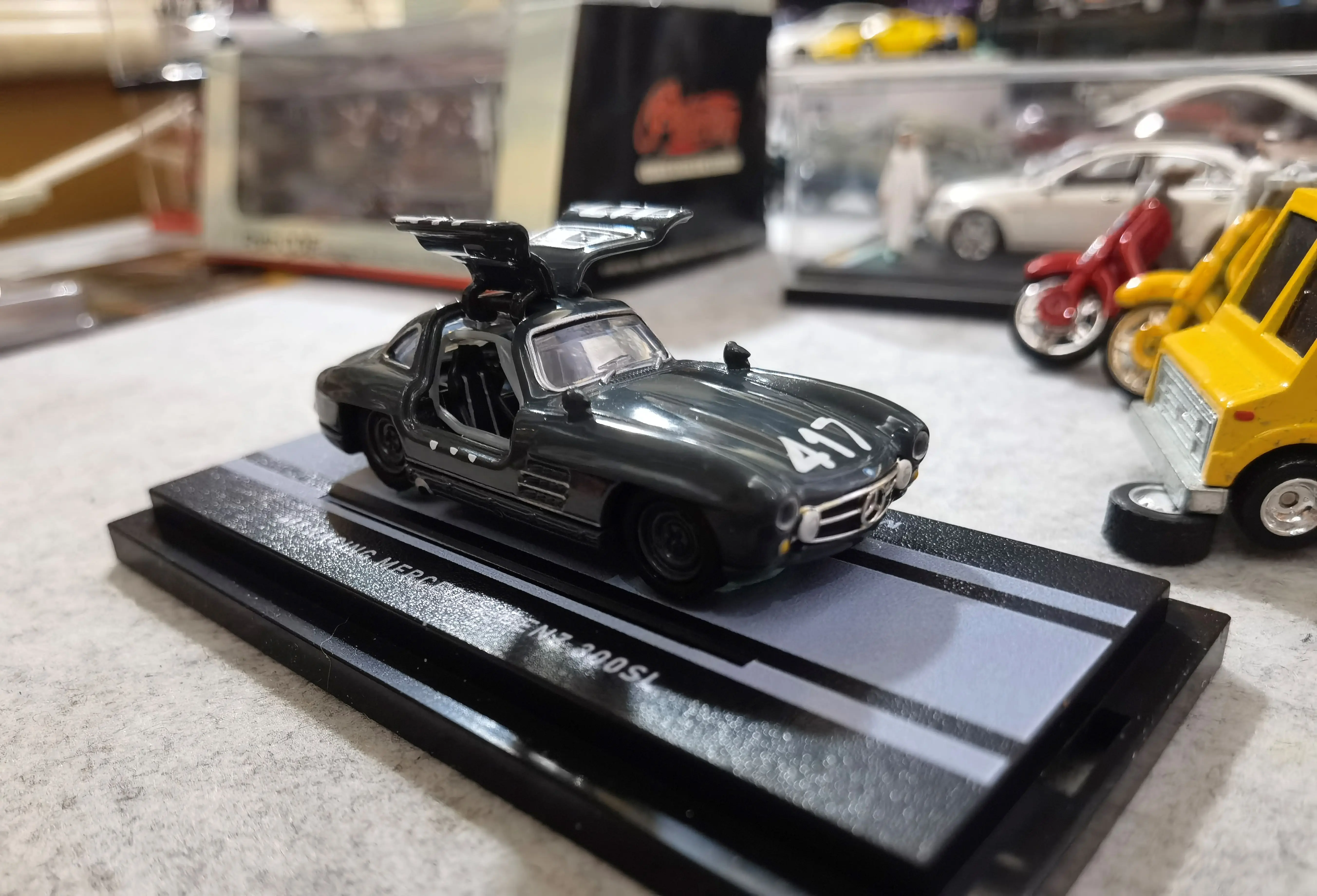 Hot Wheels Elite 64 Series Elite 64  Benz 300sl