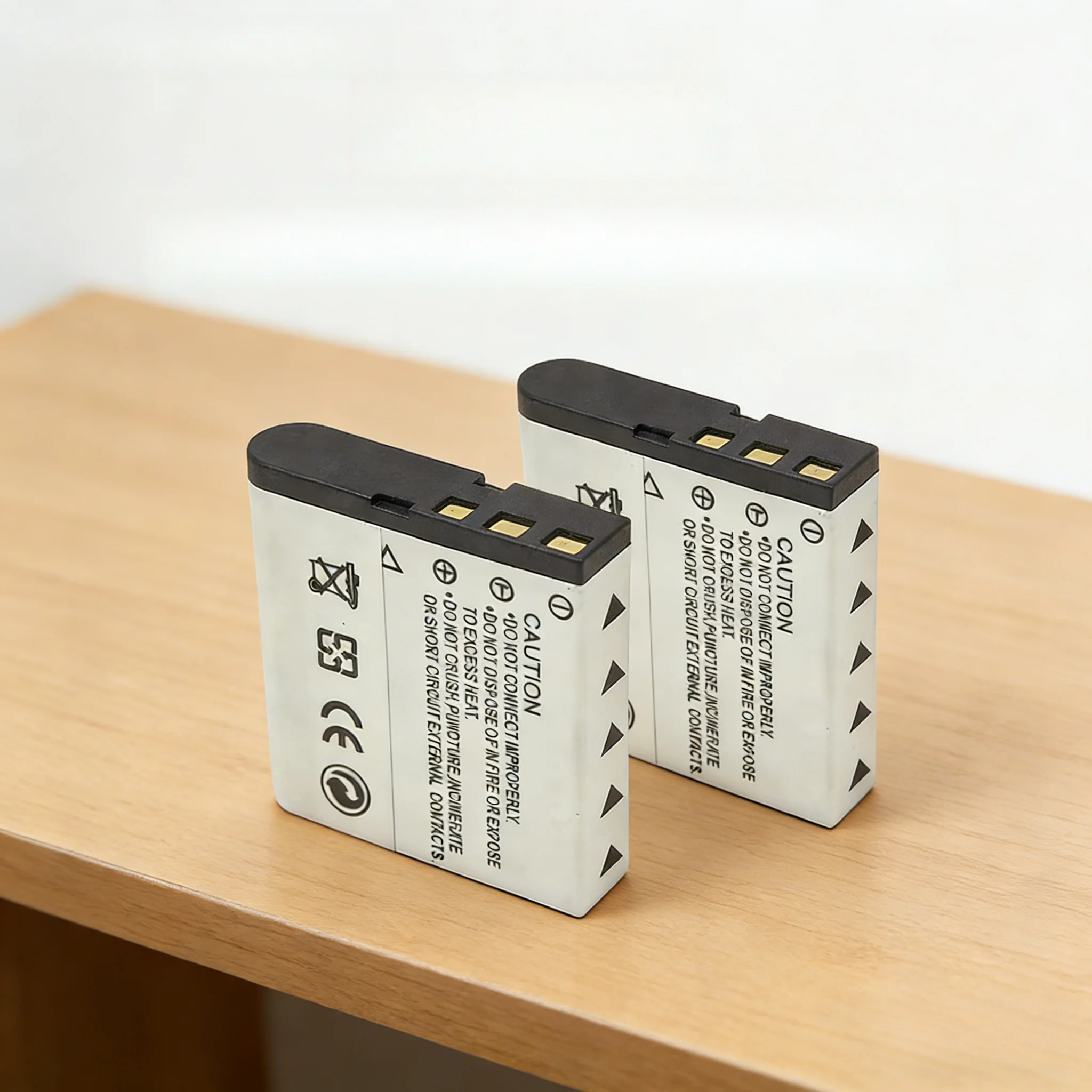 1500mAh NP-40 Lithium Battery Replacement for CASIO Z600/Z700/P600 CNP40/LB-060 Li-ion Camera Battery Includes Charger