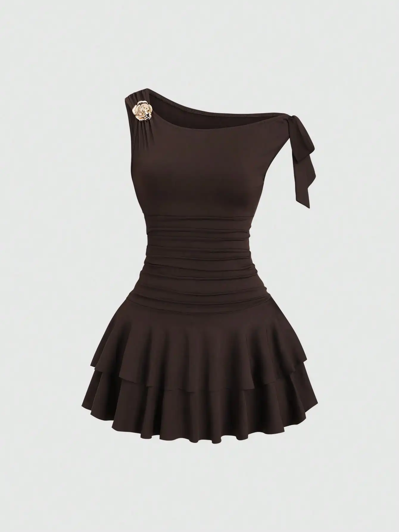 

Women's Metal Flower Decor Ruched Shoulder Ruched Hem Fashionable Dress