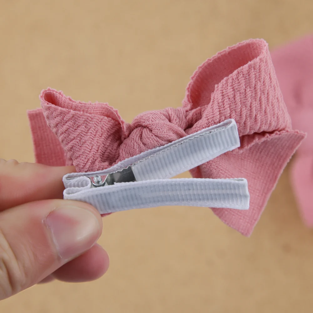 小さな女の子のための花の形をしたヘアクリップのセット,2つのヘアクリップ8.5cm,小さな女の子のためのプリンセスヘアピン,3個/カードのセット