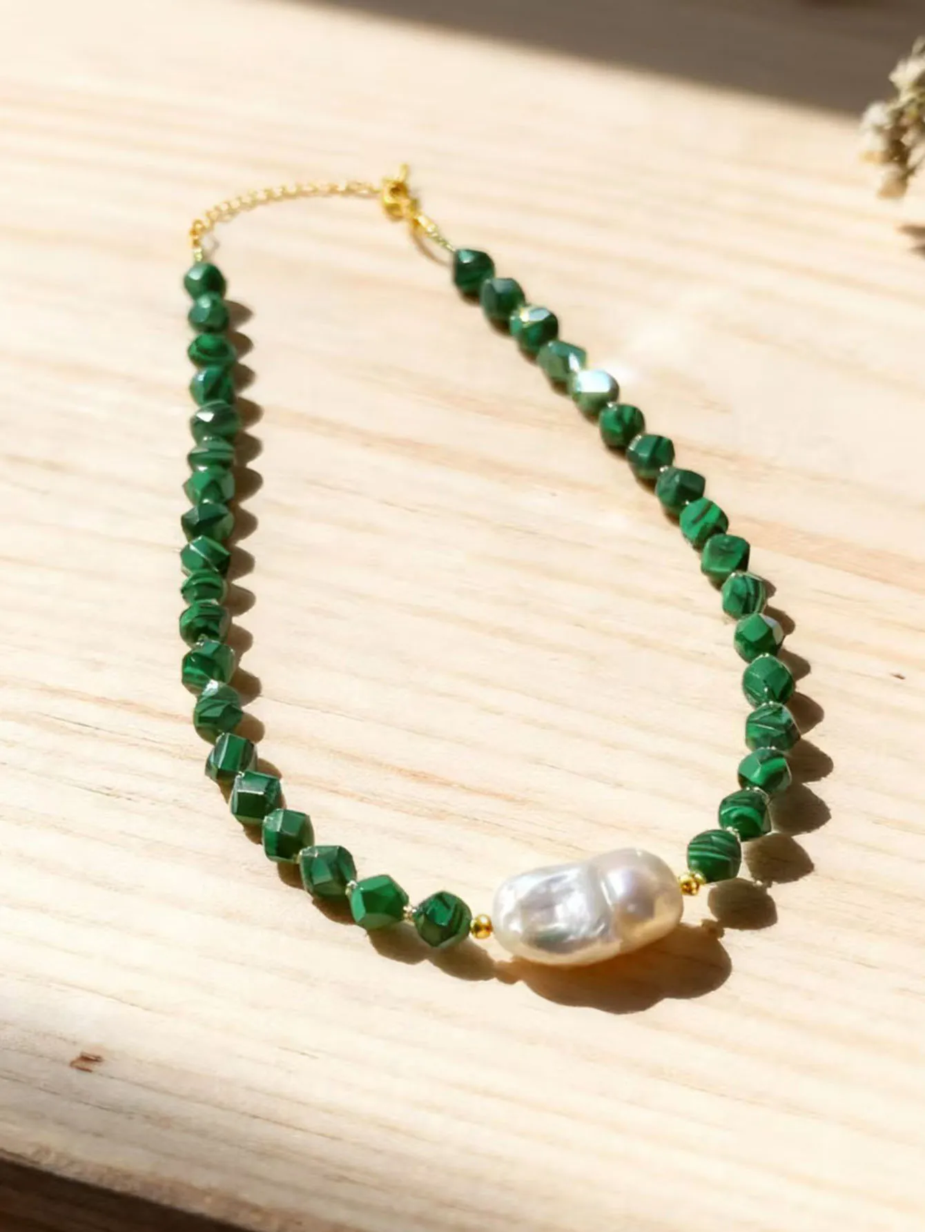 2025New Handmade Semi-Gem Freshwater Pearl Combination Women's Necklace Suitable for Gifts or Birthday Gifts