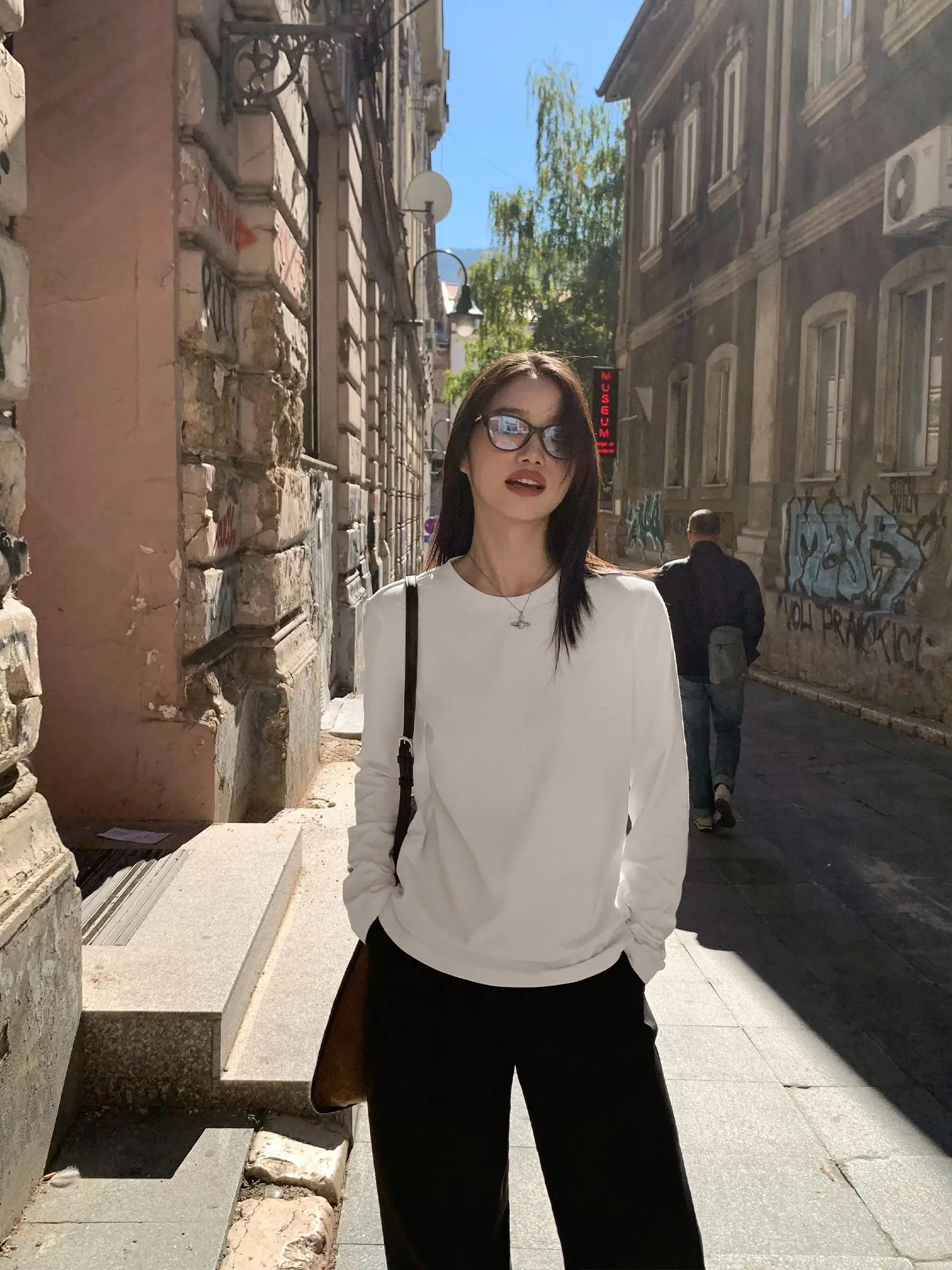 

Женская свободная трикотажная футболка Pusumede с длинным рукавом и круглым вырезом, повседневная, зимняя, из смесового хлопка