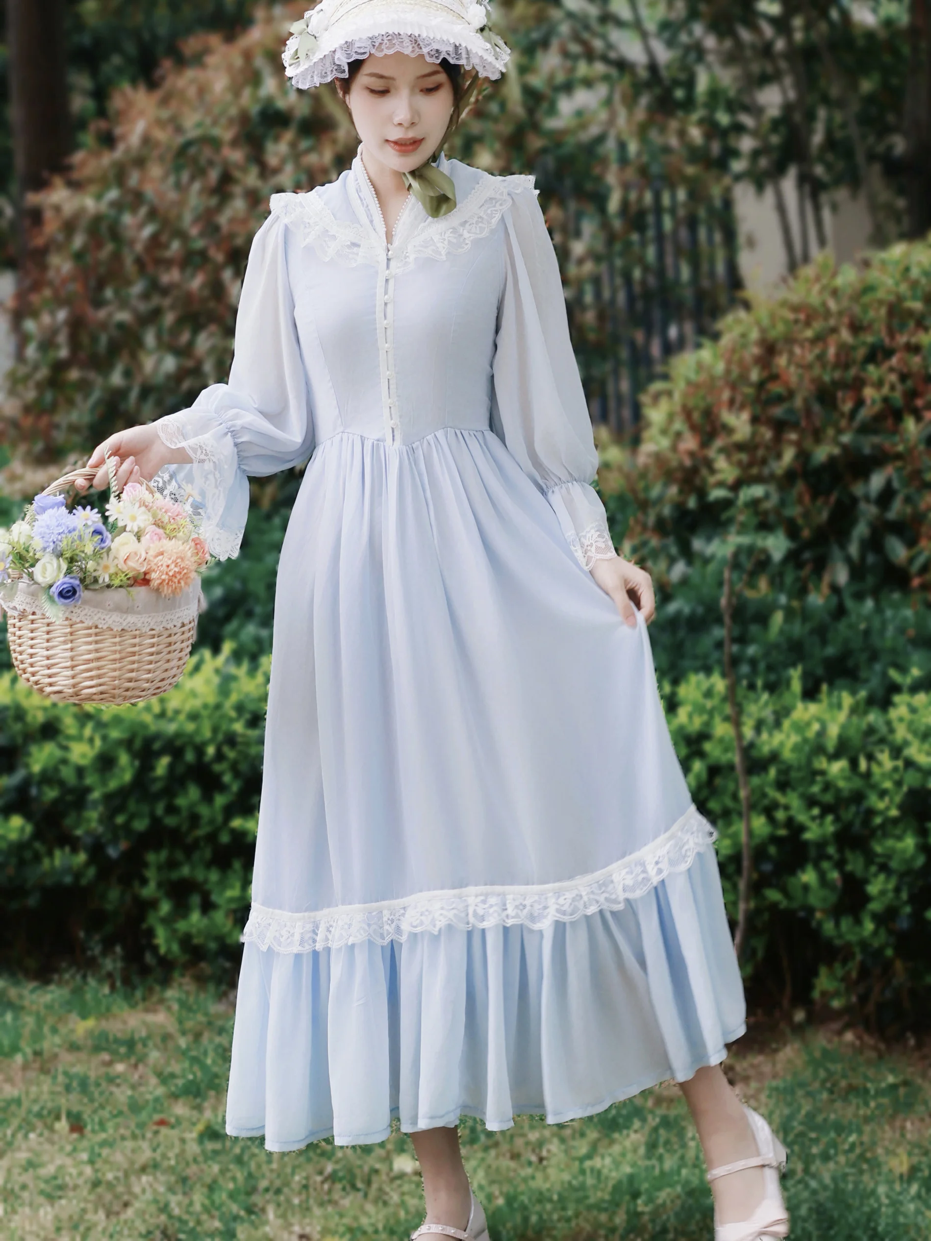 

TIYIHAILEY Long Maxi Women Ladies Dress Long Lantern Sleeve V-Neck Blue S-L Spring Summer Big Hem Vintage Dresses Lace Patchwork