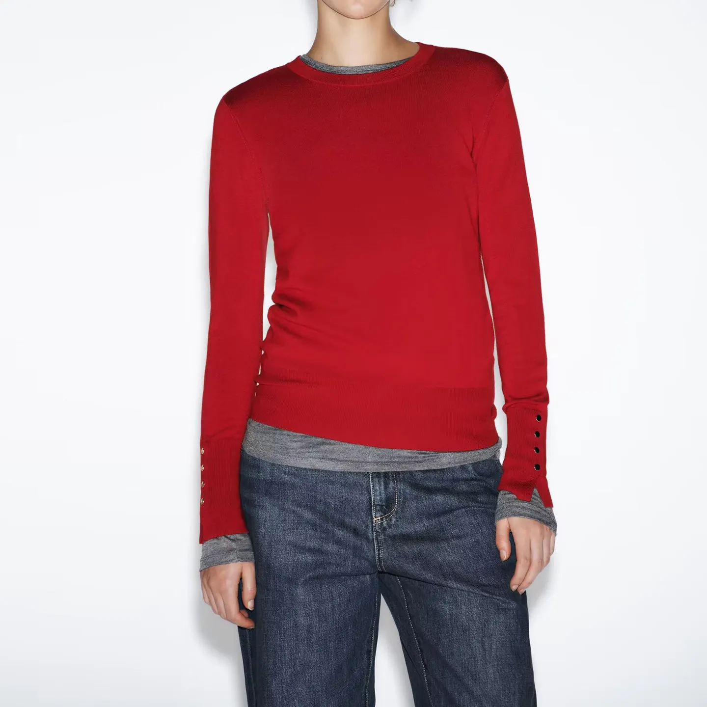 เสื้อถักแฟชั่นผู้หญิงทรงกลม แขนยาว เรียบง่าย สไตล์เฉพาะตัว คอลเลคชั่นใหม่ ฤดูหนาว 2025 ทรงปกติ แบบเดี่ยว...