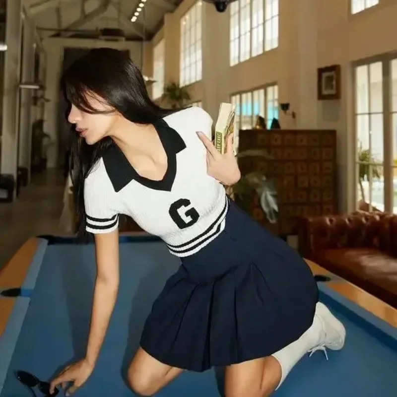 DAYIFUN-Women's Short-Sleeved Sweaters Polo Collar Striped Crop Tops Slim Knitwear Knitted Pullovers Spring Summer Jumpers 2024