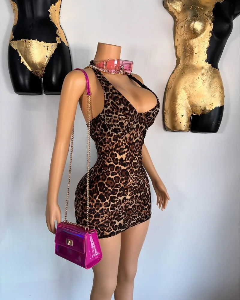 المرأة البرية مثير ليوبارد طباعة Bodycon فستان قصير الخامس الرقبة أكمام الدانتيل يصل الرسن عارية الذراعين ليلة كلوبوير سليم ملابس الحفلات
