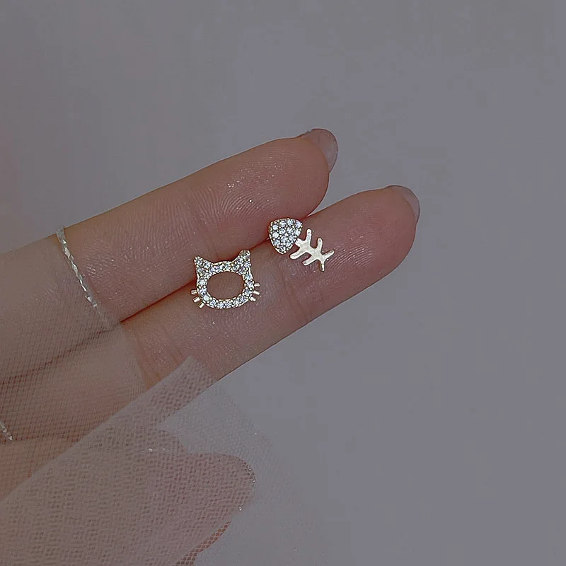 925 Silver Plated Asymmetry Crystal Cat Fish Stud Earring For Women Girls Birthday Party Jewelry E393