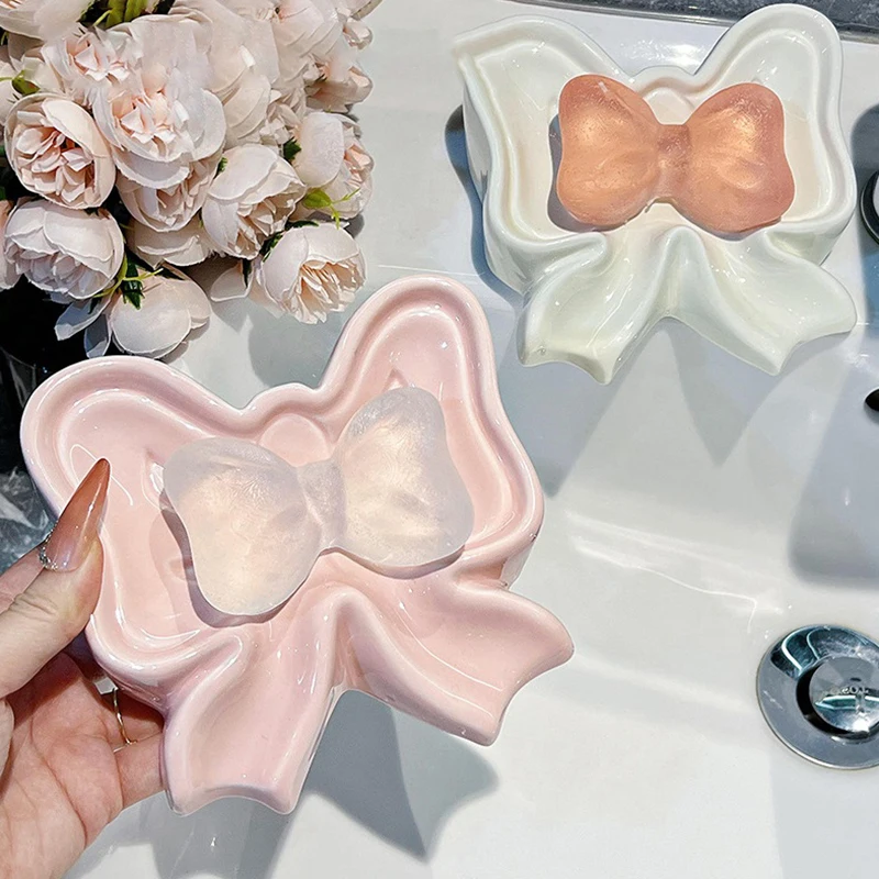 Butterfly Soap Box, Ceramic Creative Sweet Style Soap Box, Exquisite And Luxurious Bathroom Drain Soap Rack Household