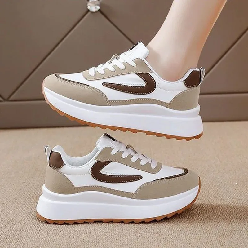 Women Spring and Autumn New Korean Style All-match Casual Sports Shoes Young Student Thick Sole Sneakers Women\'s Running Shoes