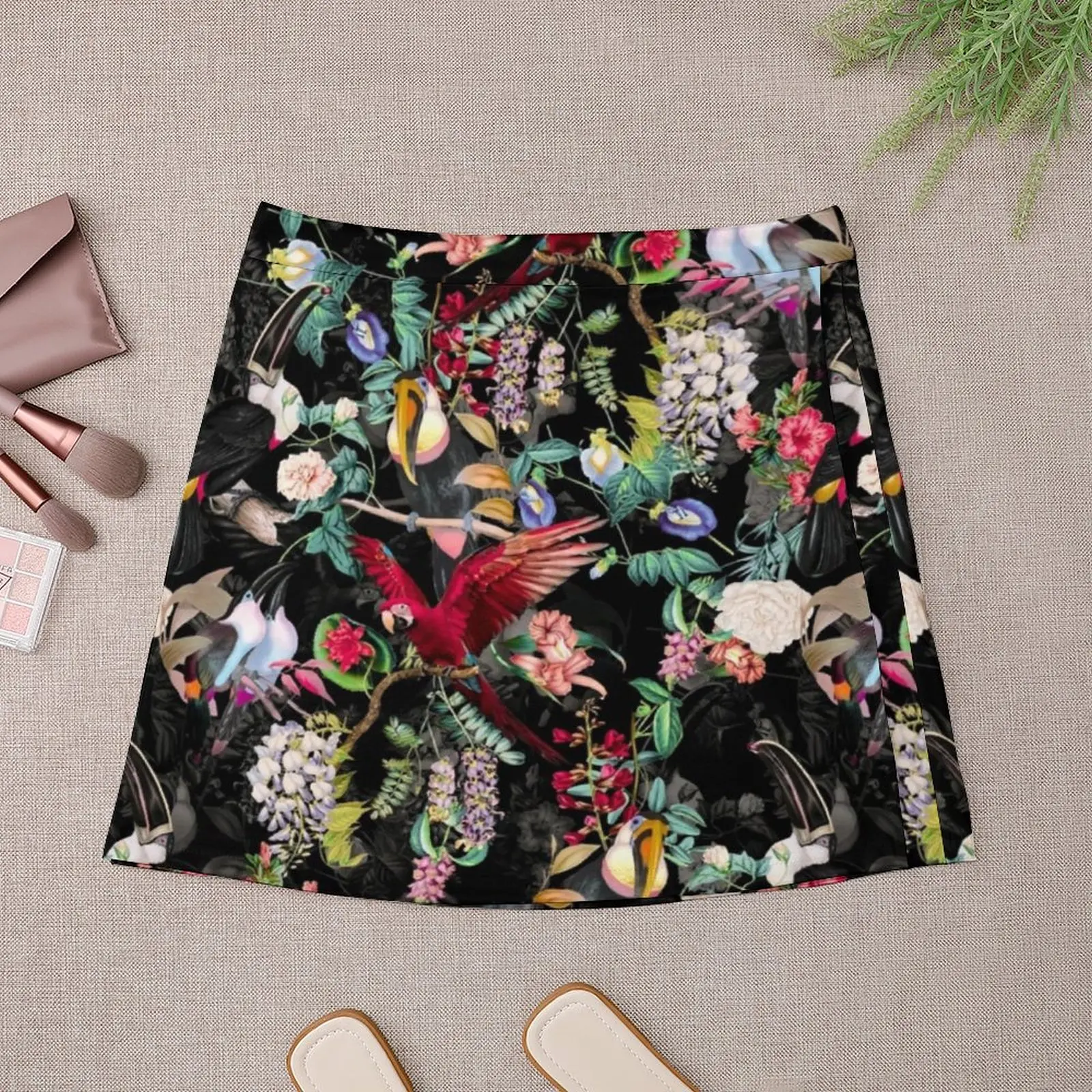 Red Parrot Skirt Tropical Floral Print Aesthetic Casual Skirts Female Trendy Mini Skirt Pattern Clothes Gift