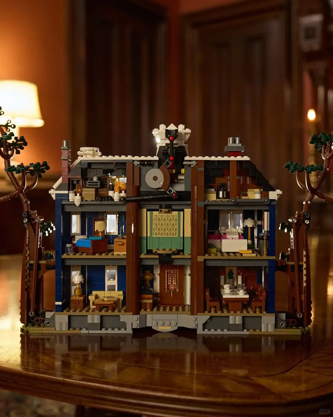 New Popular TV Show Creel House Street View Building Blocks Set Desktop Display Ornament Collectible Decor Toy Holiday Festival