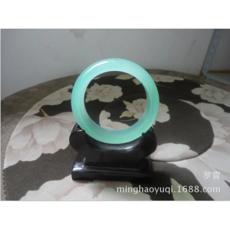 One Piece Dropshipping Ice-Permeable Light Green Jade Jade Bracelet Light Green Ice-like Quartz Rock Jade Bracelet