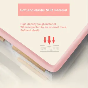 3 Numaralı masanın bir köşesini koruyan 6 büyük satış