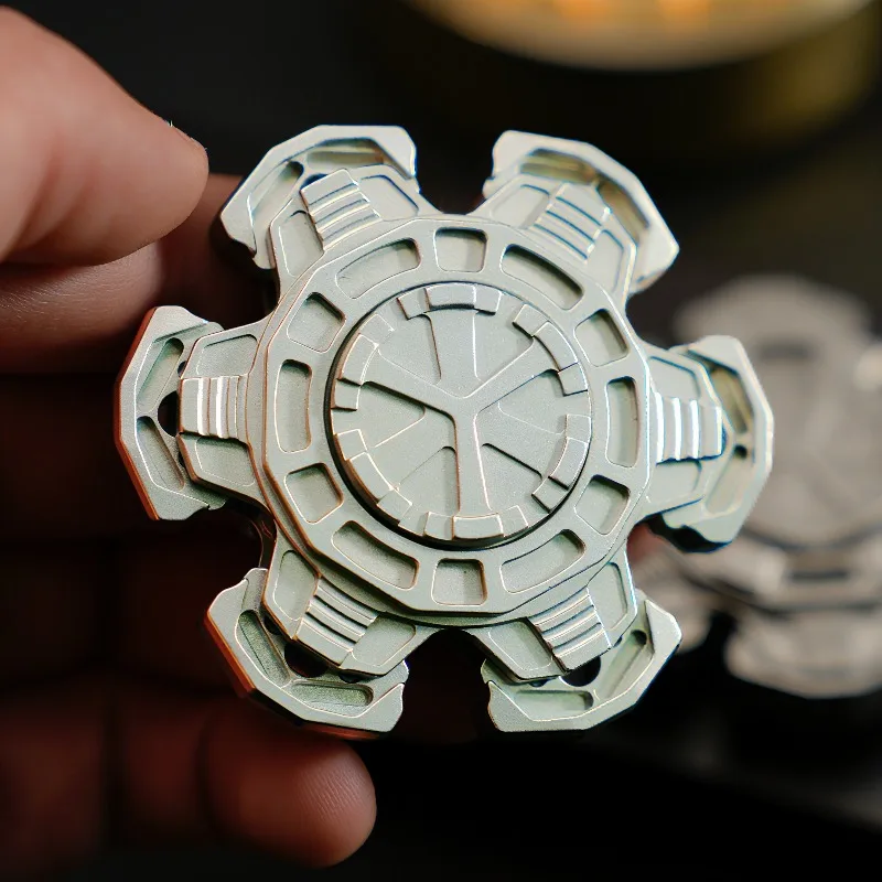 새로운 EDC 협업 스테인리스 스틸 피젯 스피너 데스크탑 스트레스 해소 장난감