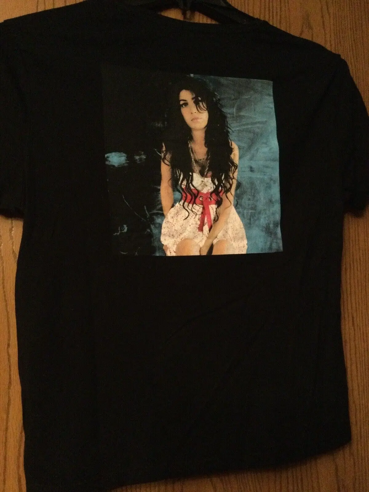 Amy Winehouse «Вы знаете, что я не хороший» 2010 Черная Женская рубашка L