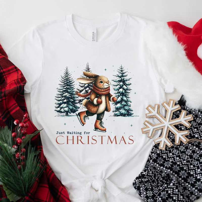 

Fashion Christmas Squirrel Just Waiting For Christmas Print T-Shirt Casual Short Sleeve Graphic Unisex Loose Harajuku Tee Shirt