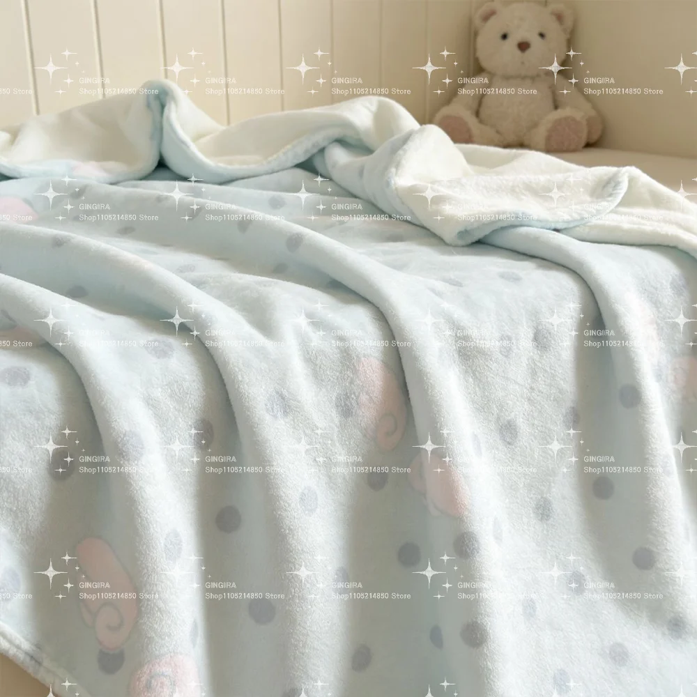 Ins polka dot small wings flannel blanket for Korean-style office, dormitory, afternoon nap cover, thin style
