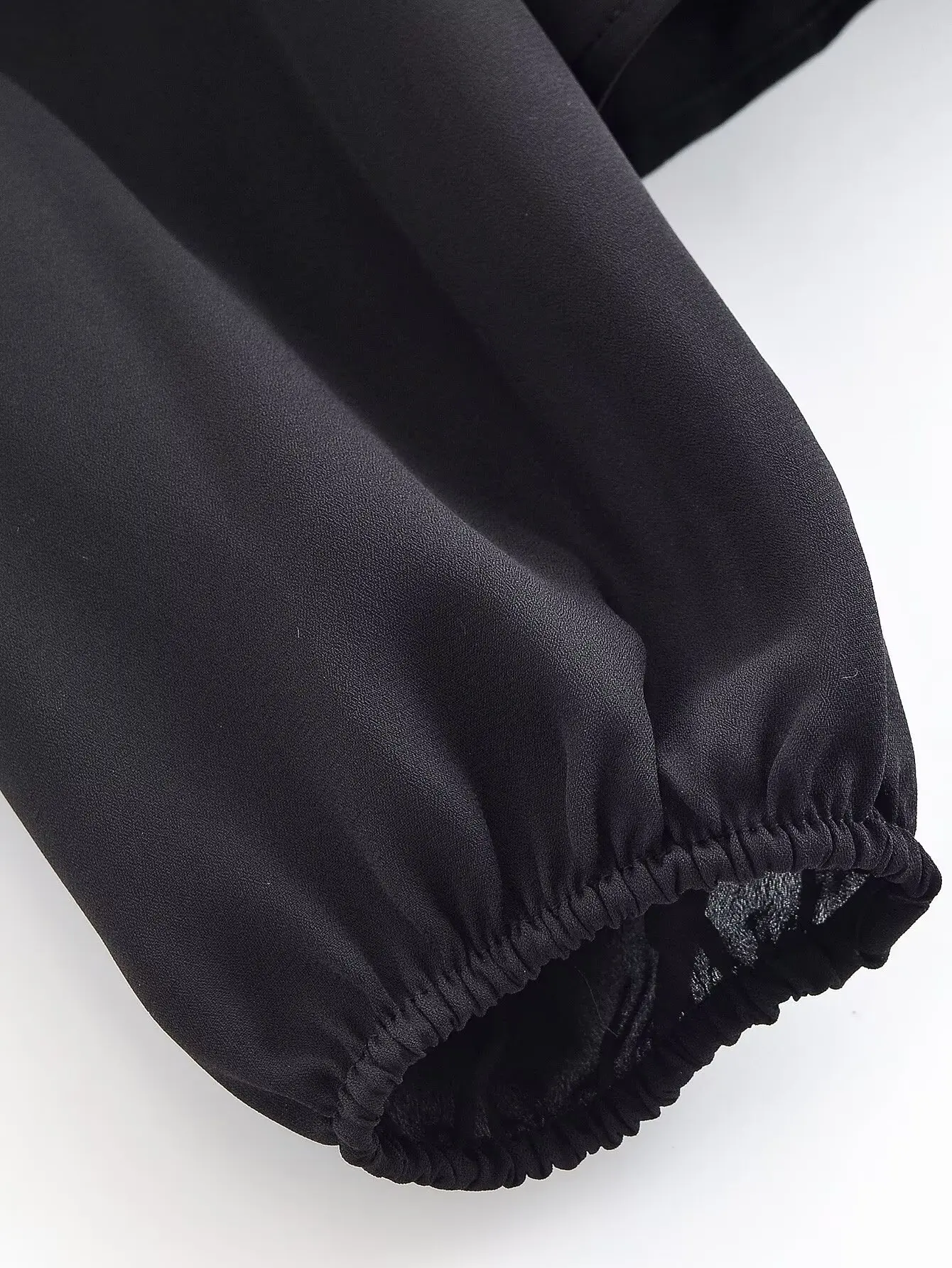 المرأة ربيع الخريف موضة س الرقبة بلوزة الإناث طويلة الأكمام القوس الدانتيل متابعة مطوي الديكور قميص سيدة سليم فضفاض بلوزة سوداء