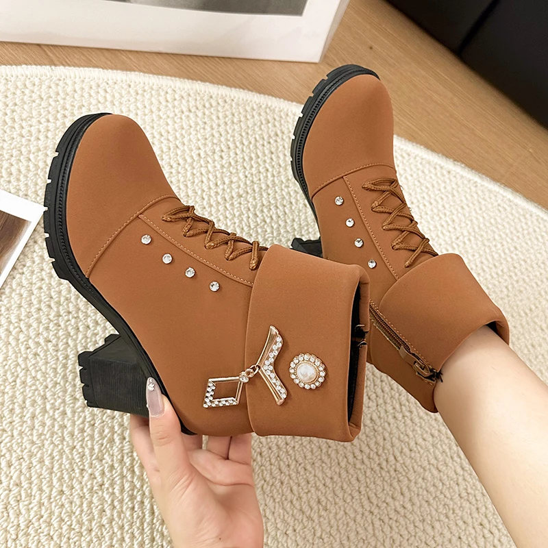 New Winter Women's Vintage Comfortable Keep Warm High Heel Snow Boots Women Metal Buckle Embellishment Side Zipper Fashion Boot