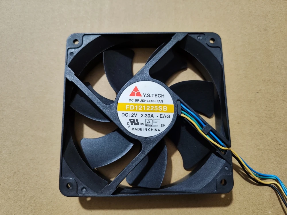 

Y.S TECH FD 121225 SB EAG DC 12V 2.30A 120x120x25mm 4-проводной охлаждающий вентилятор для сервера