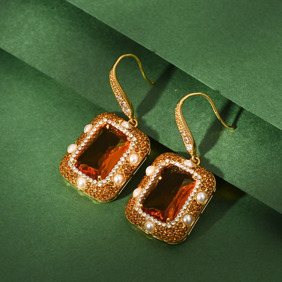 

Russia Style Retro Fashion Temperament Glass Stone Earrings Light Luxury Rhinestone Paved Rectangle Fishhook Earrings for Women