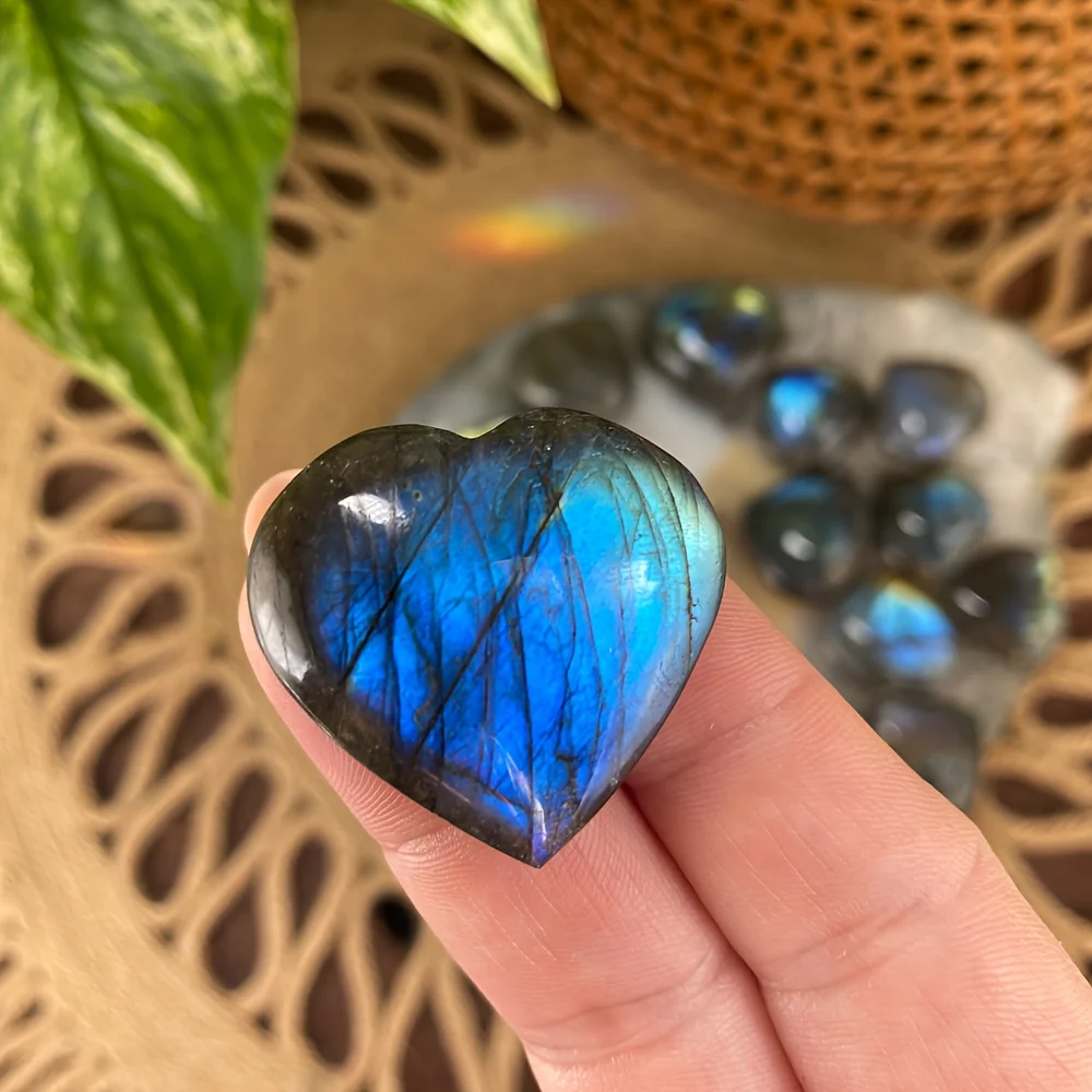 1pc Labradorite Heart Carving,Labradorite Heart,HEART Shape Labradorite Cabochon Gemstone Multi Flashy Heart ShapeCabochons Gems