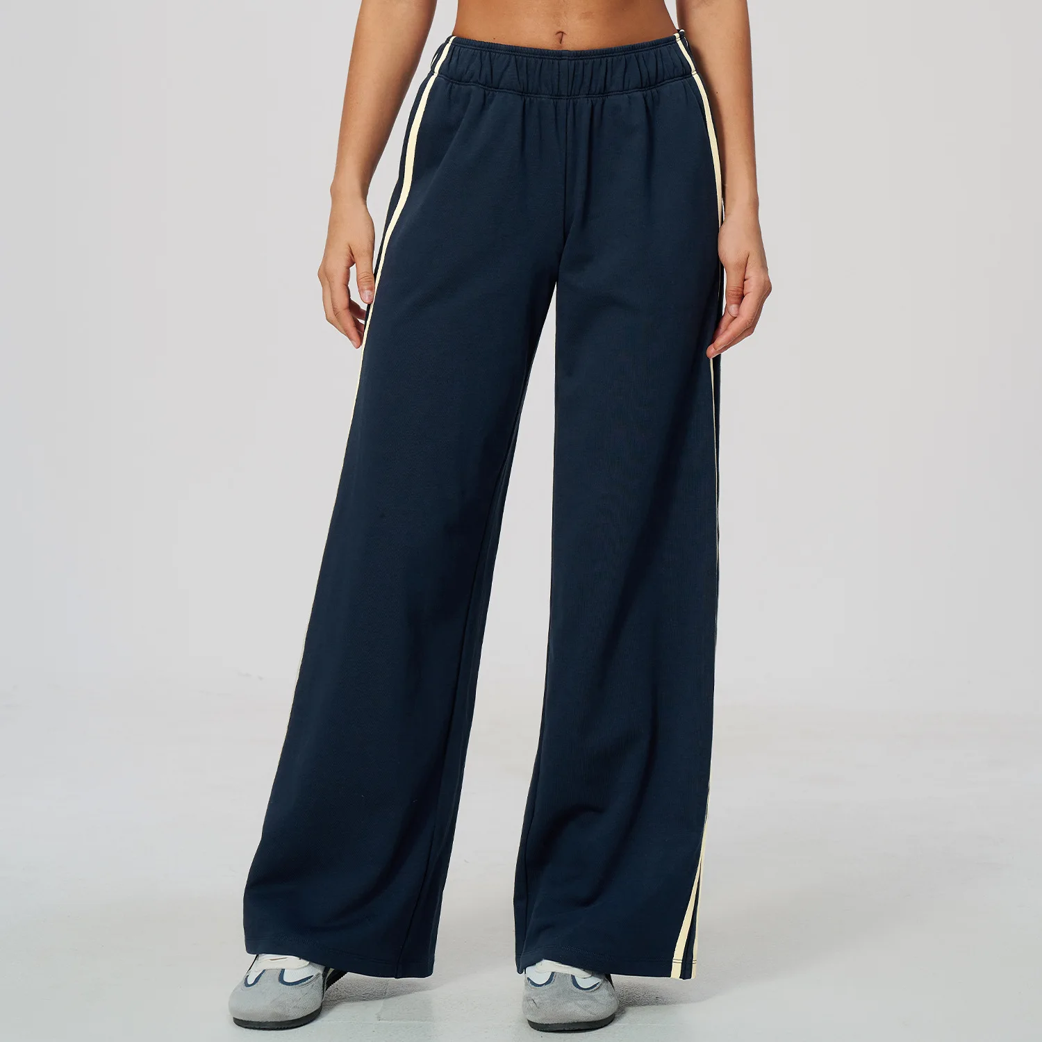 Women Wide Leg Yoga Pants Contrast Side Stripe Side Pockets Loose Drape Fitness Gym Workout Running Sportswear Athletic Trousers