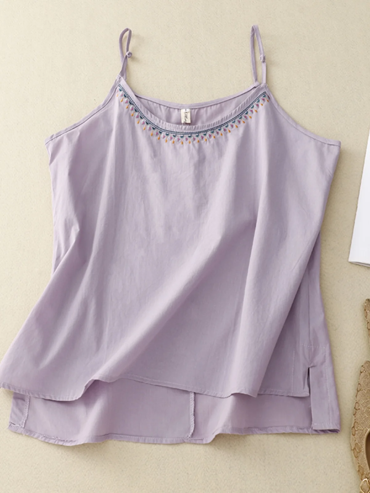 Colete feminino bordado de linho, roupa interna casual solta, top de verão, design artístico, tecido de mistura de algodão