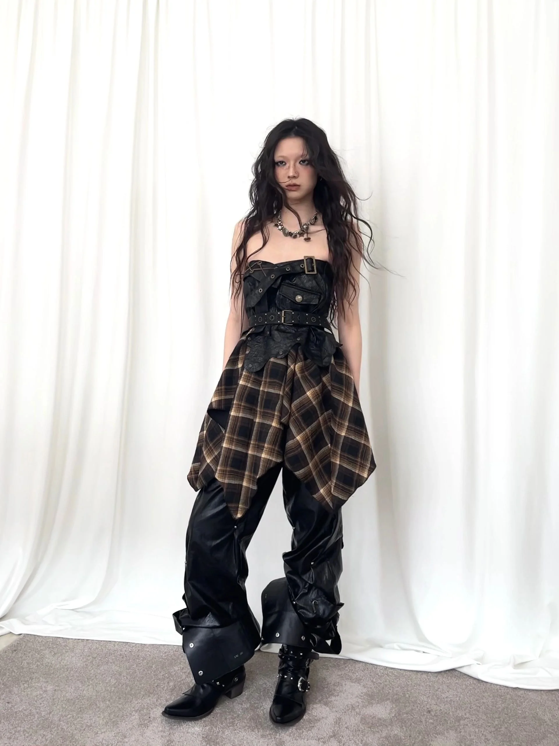Retro Streetwear Vibe Punk Patchwork Strapless Tube Dress Low Waist Novelty Belt Asymmetric Plaid Midi Skirts Two Ways Wearing