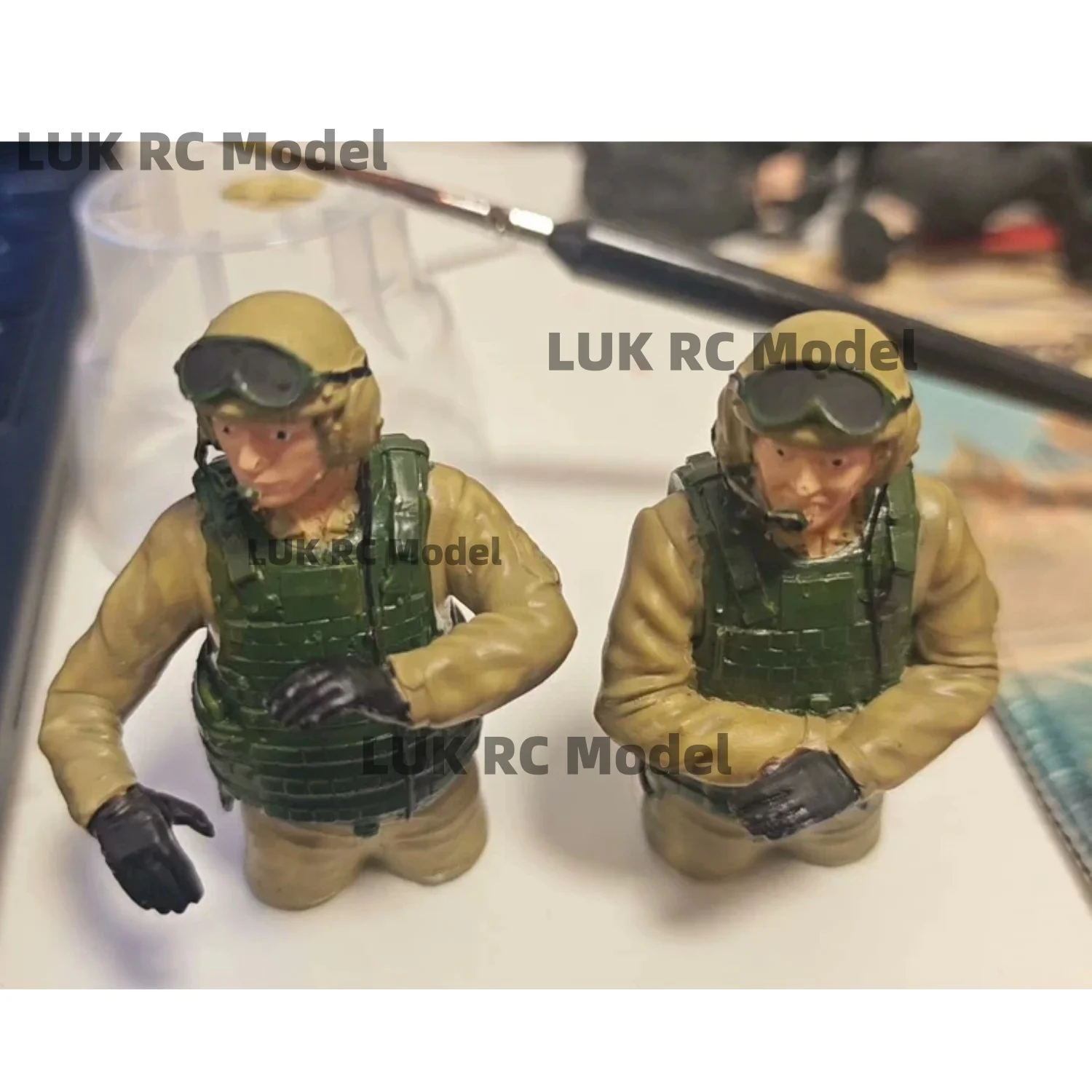 

1/16 RC Tank HL 2 PCs Plastic US Army Troops Compatible For M1A2 Abrams 3918 Tiger I Painted Soldier DIT Parts Military Static