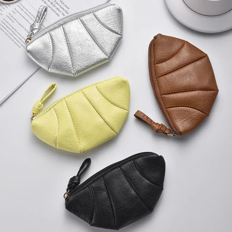 Small Croissant Horn-Shaped Bag Retro Portable High Appearance Quality Versatile Exclusive Bag for Alluring Fashion Accessory