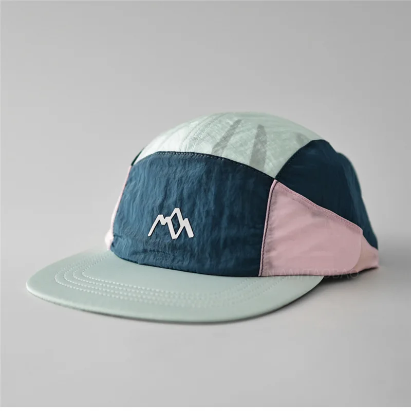 

The new hill logo five-piece color-block flat-brim quick-drying baseball cap is fashionable and versatile