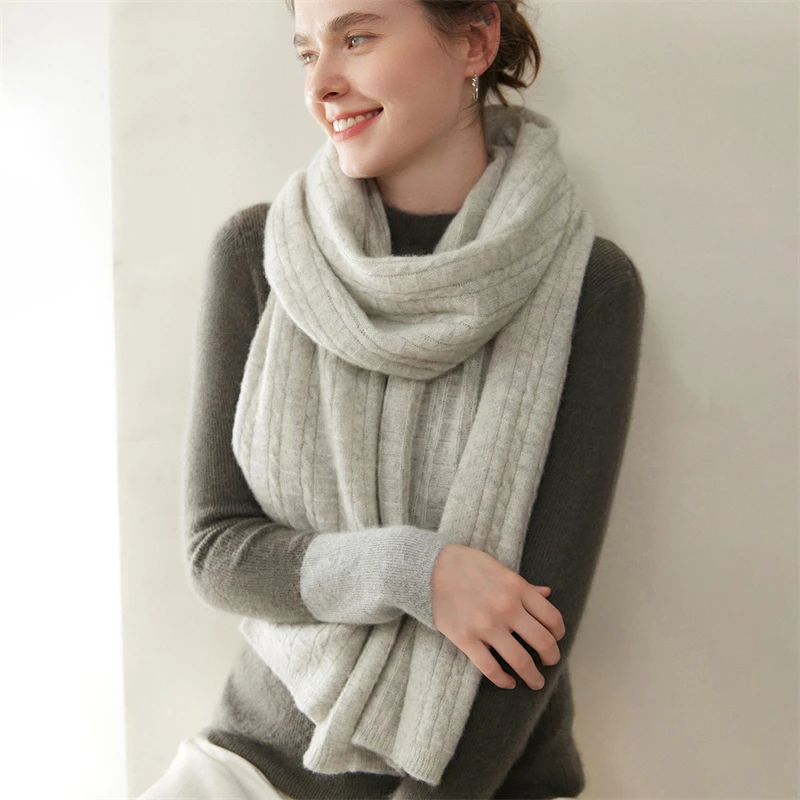 وشاح دانتيل مخطط محبوك بلون سادة - وصول جديد دافئ وعصري لخريف/شتاء، كشمير ممتاز 100%