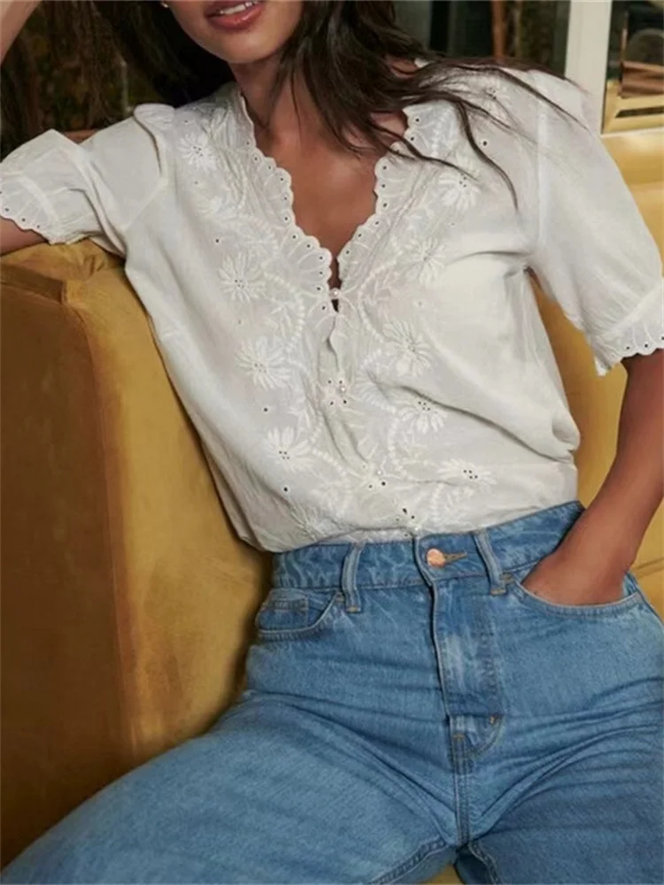 Ladies V-Neck Short Sleeve Single Breasted Loose Elegant Shirt Women Floral Embroidery Hollow Out Blouse Summer 2024 New