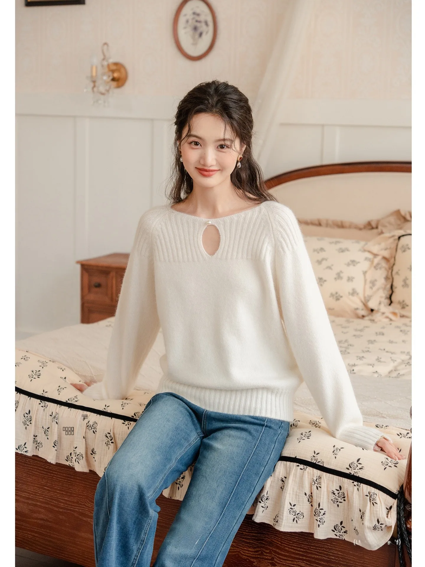 

High-End White Hollow out Knitted Long Sve Women's Sweater Autumn Winter Inner Wear Outerwear Base irt CleanFit Sle