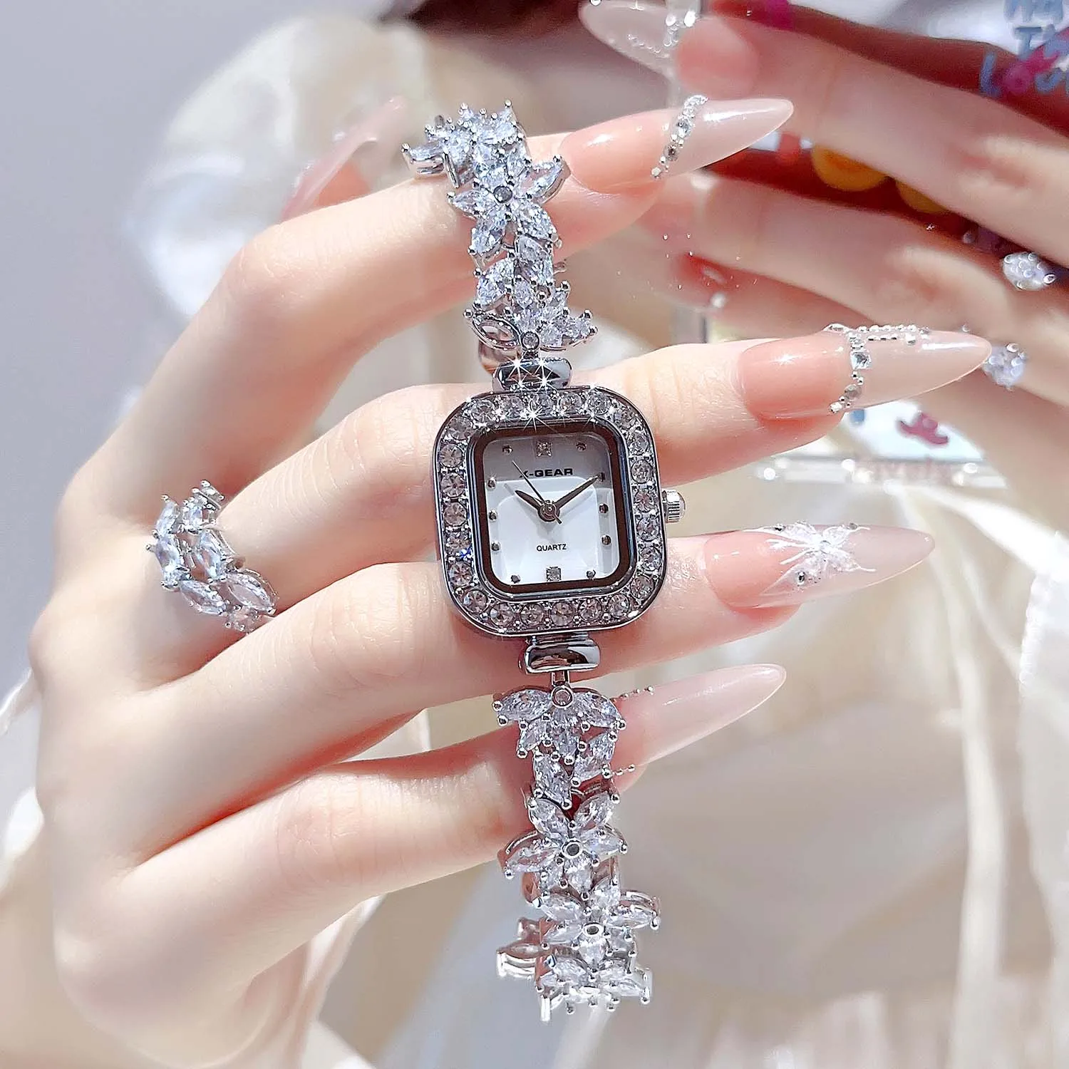 

X-GEAR Женские часы Кварцевые роскошные бутиковые модные часы с ремешком в виде ракушки Роскошный полный бриллиантовый подарок для девочек