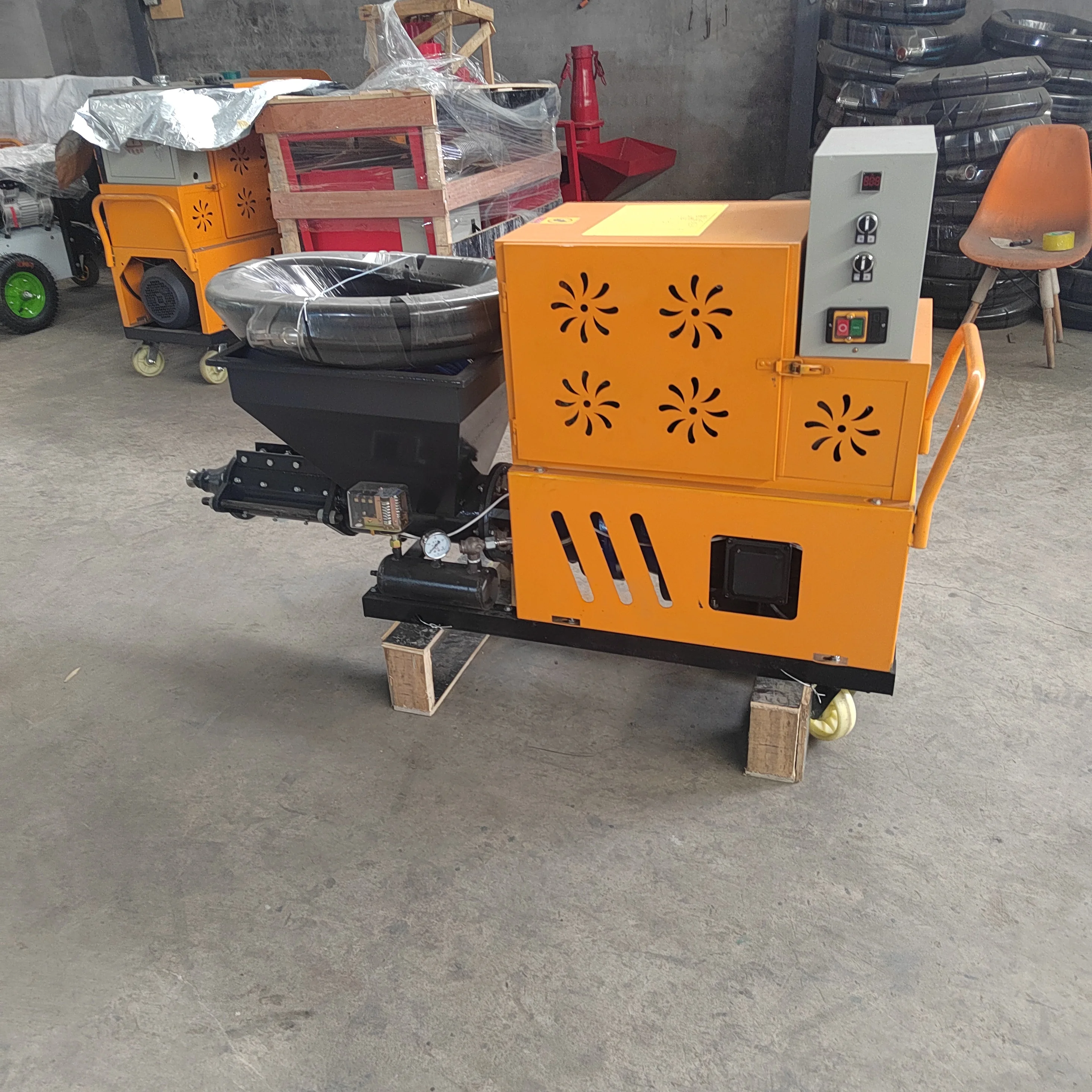 آلة رش الملاط الأسمنتي ذات الضغط العالي، مسدس رش الجص المحمول لمضخة تقديم البناء على الحائط