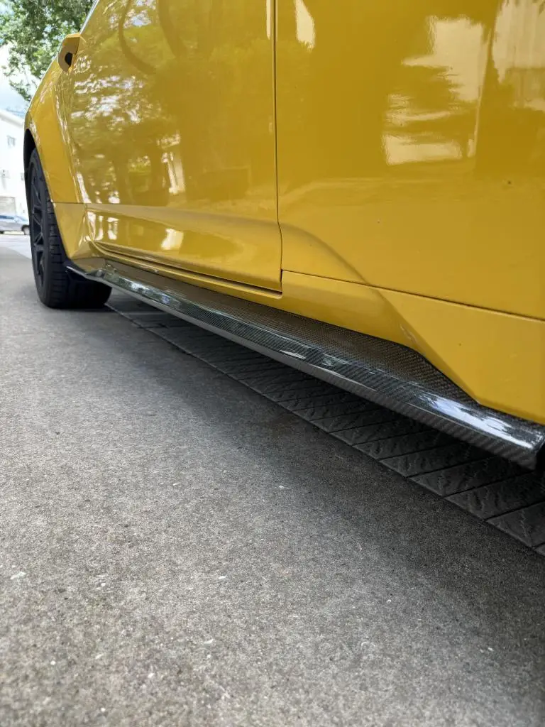 

Боковые юбки из карбона для Ford Mustang Dark Horse 2024