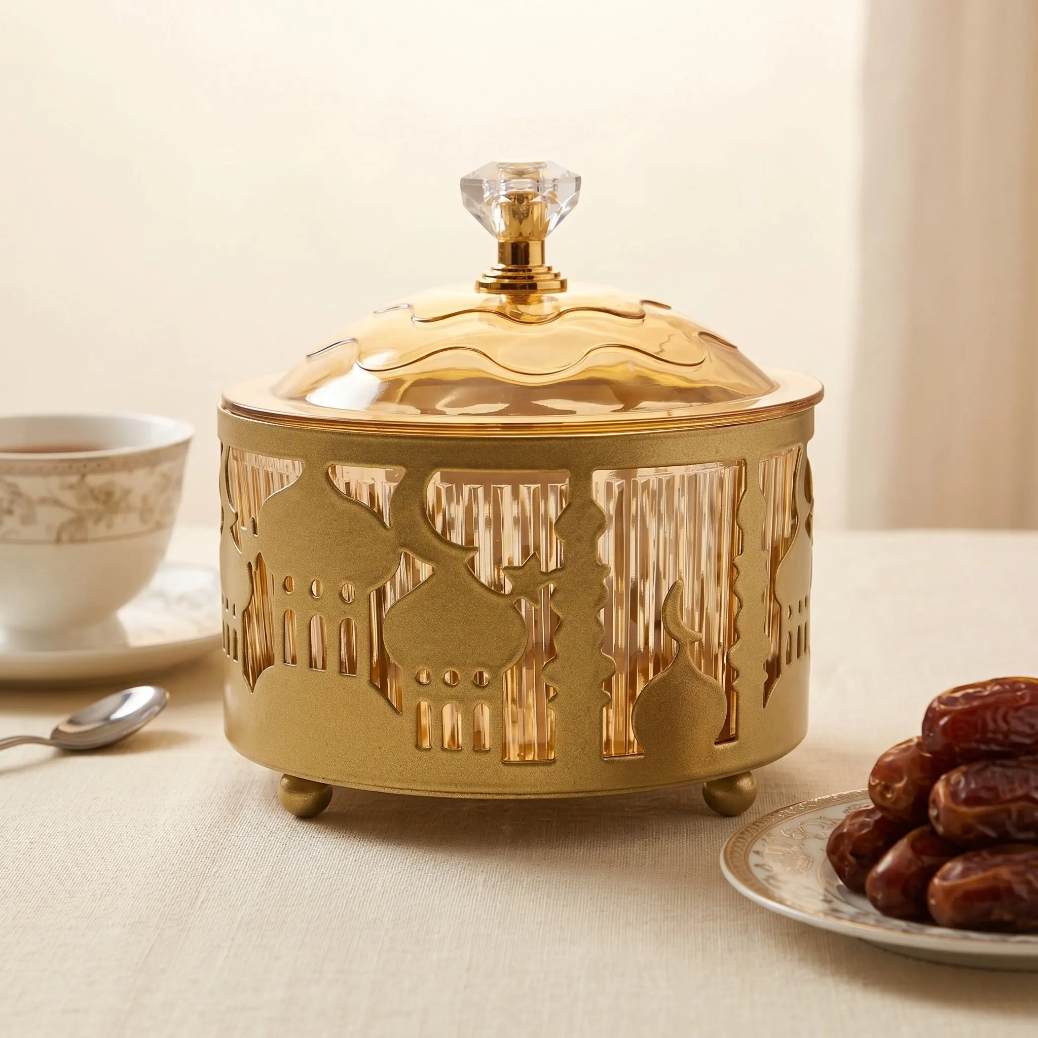 Middle Eastern Arab Eid Candy Snack Tray Gold Metal Plastic Serving Plate for Ramadan Food Dessert Table Decoration