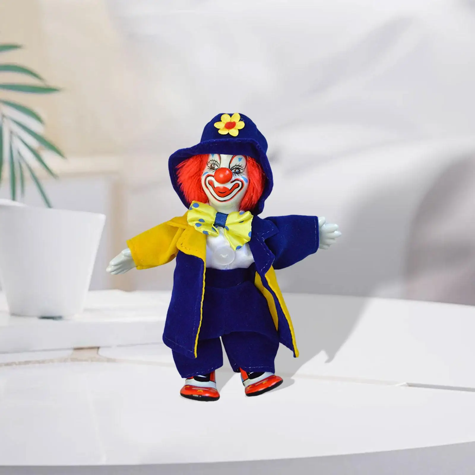 Circus Ceramic Smiling Clown Doll Figurine Tabletop Wearing Outfits Funny Harlequin Doll Ornament Collect Decoration Kids Gifts