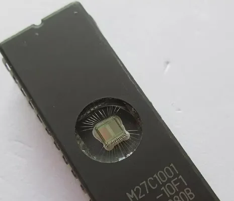 

M27C1001-10F1 M27C1001-12F1 27C1001 ceramic mirror surface memory