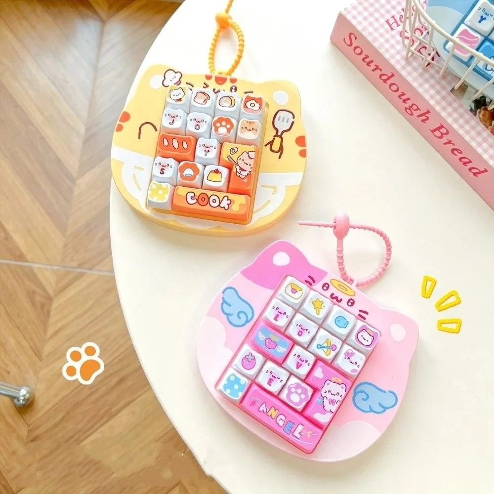 16 Key Fidget Button Cute Design Creative Style Keyboard Keychain Cat Shape Bag Hanging Ornament Mini Keyboard Pendant