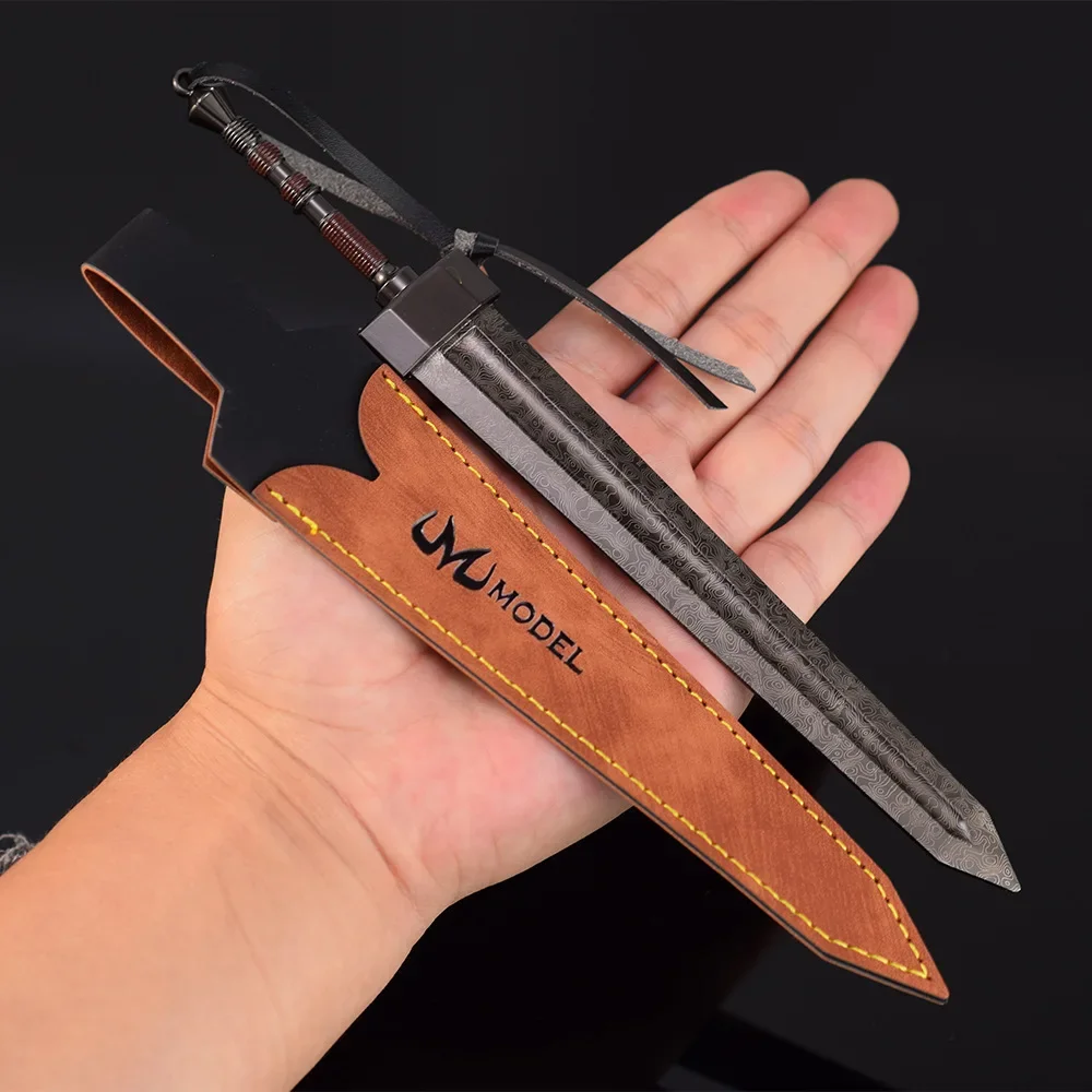 The New 22cm Elden's Weapo Greatsword Colossal Sword Game Keychain Swords Uncut Katana Collections Display Decoration Ornament