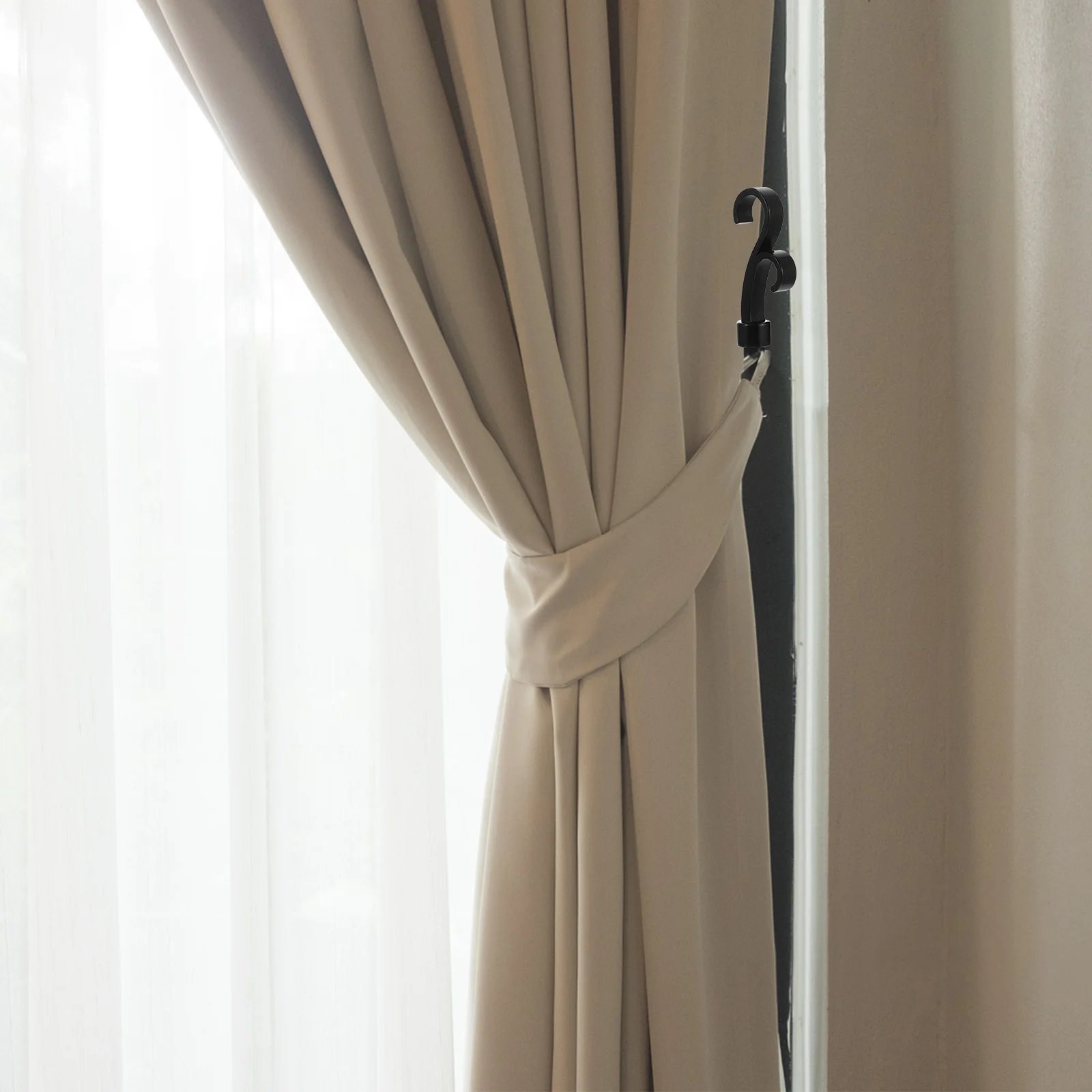 

2Pcs Iron Curtain Holdbacks Wall Hooks Decorative Tiebacks Curtain Holder Holder for Bedroom Bathroom Living Room Home