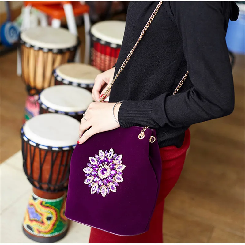 Female Handbag Velvet Diamond Pearl Shoulder Bag Purse Vintage Crystal Embroidery Evening Bag Flower Wedding Party Bride Clutch