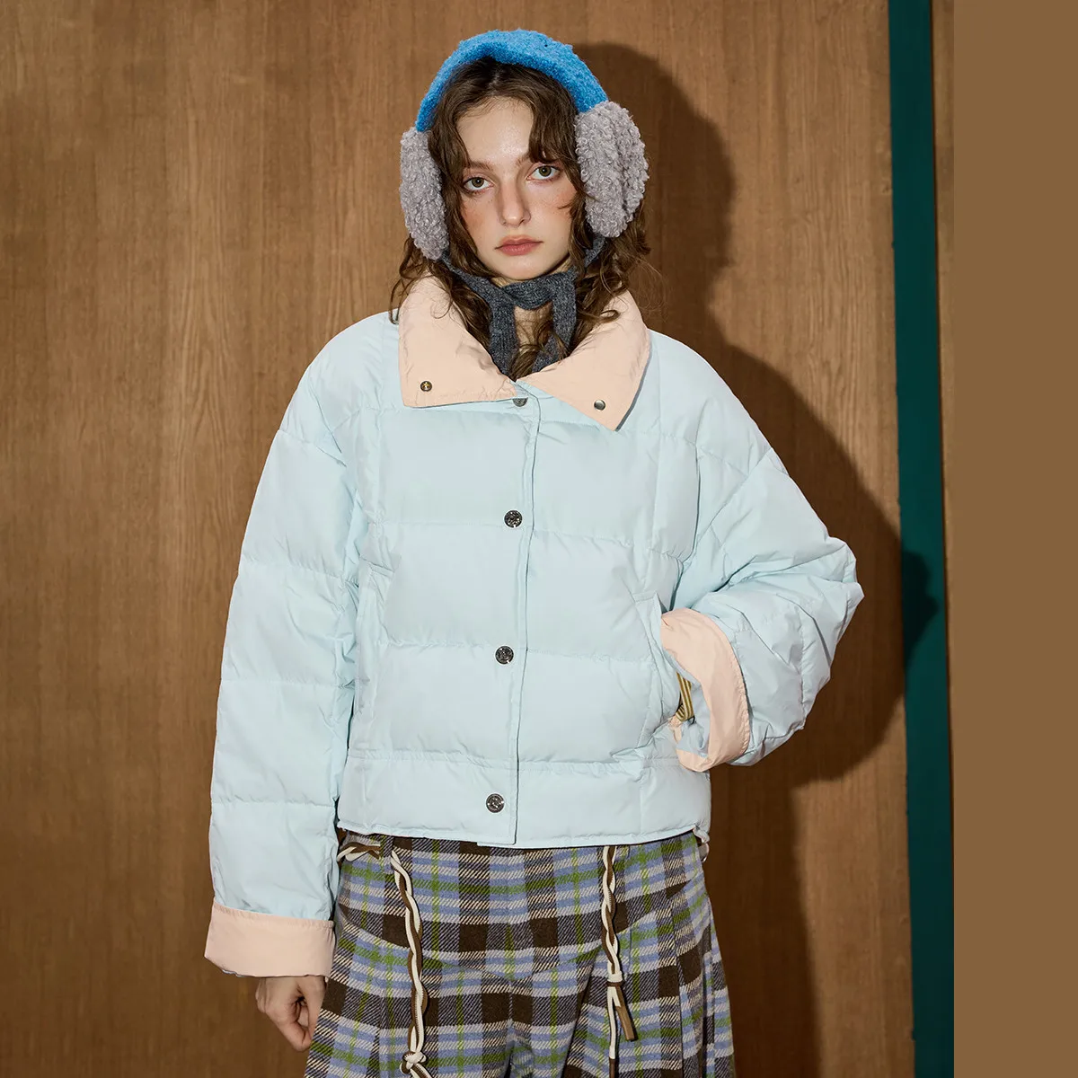 Coolhut 90% dons korte damesjas winter opstaande kraag kleurblok parka fris esthetisch gewatteerd jack met contrasterend paneelontwerp