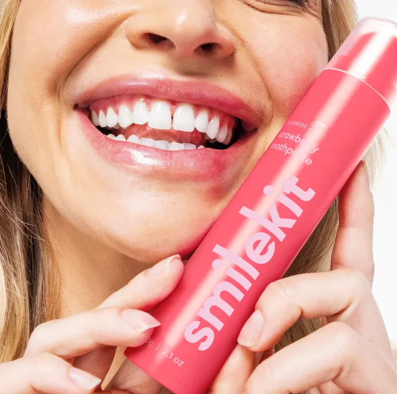 Spray Bucal Refrescante Instantáneo Smilekit de 10ml, Elimina los Malos Olores Orales, Portátil, con Sabor a Durazno, Uva y Fresa