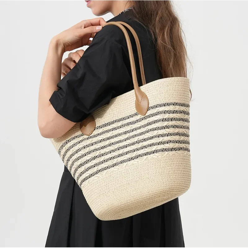 Striped Woven Straw Beach Tote Bag Large Capacity Nail Detail Shoulder Bag for Women Seaside Vacation Vegetable Basket view 2