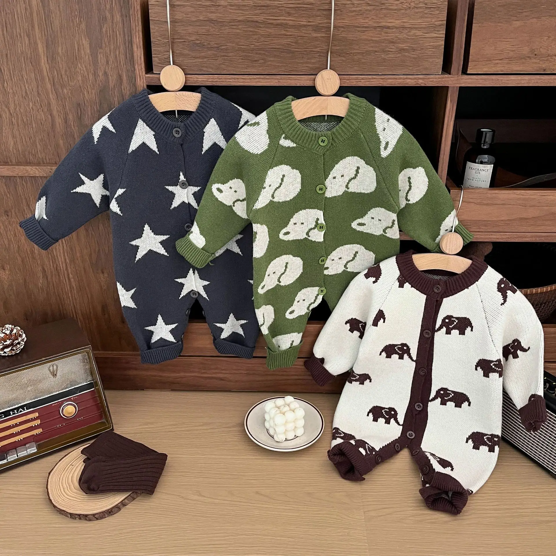 Knitted Cartoon Baby Rompers Jumpsuit Spring New Bodysuits for Girls Boys' Cartoon Embroidery Casual Toddler Climbing Clothes