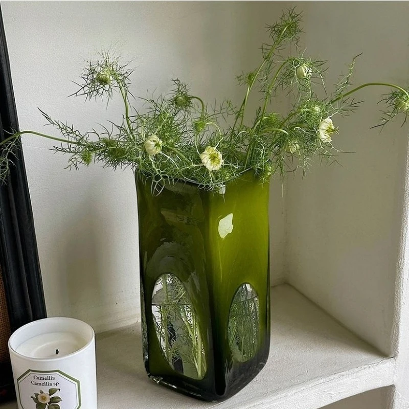 Olive green pure handmade niche art high-end vase flower arrangement retro light luxury